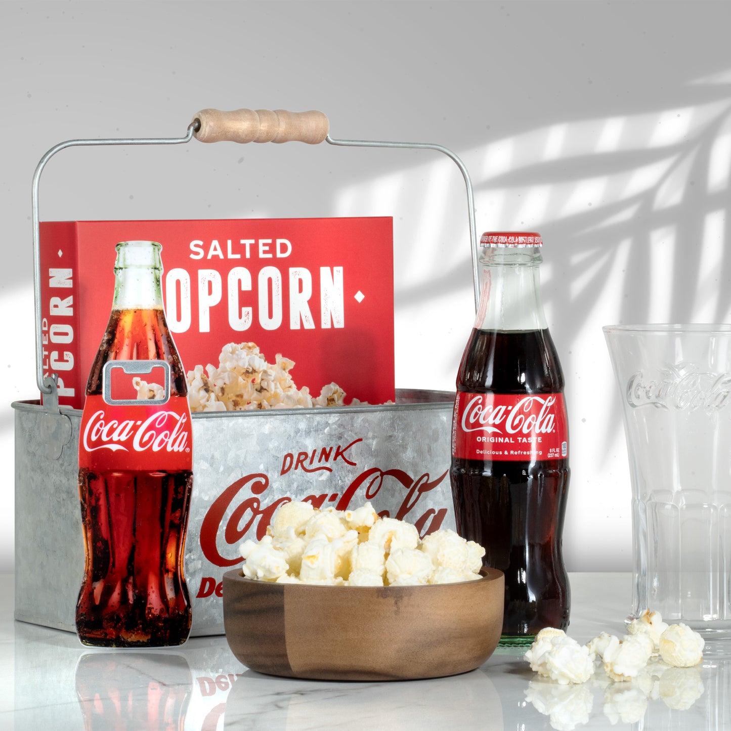 4 Piece Coca-Cola Vintage Style Drinking Glasses Gift Set w/ Collectible Tin Caddy