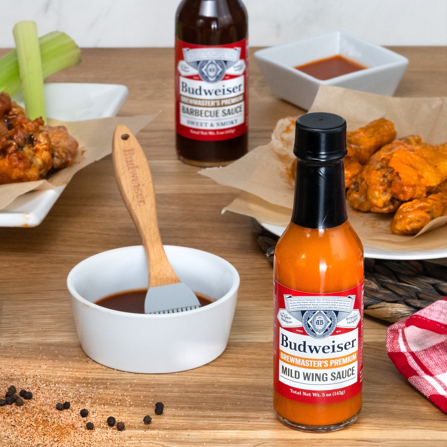 Budweiser Grilling Set - 3 BBQ Sauces with Basting Brush