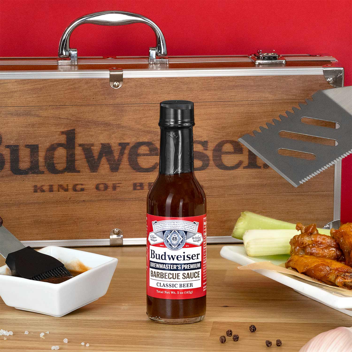 Budweiser Beer BBQ Grilling Classics 4 pc. Set w Tools Sauce Wood C Giftlot